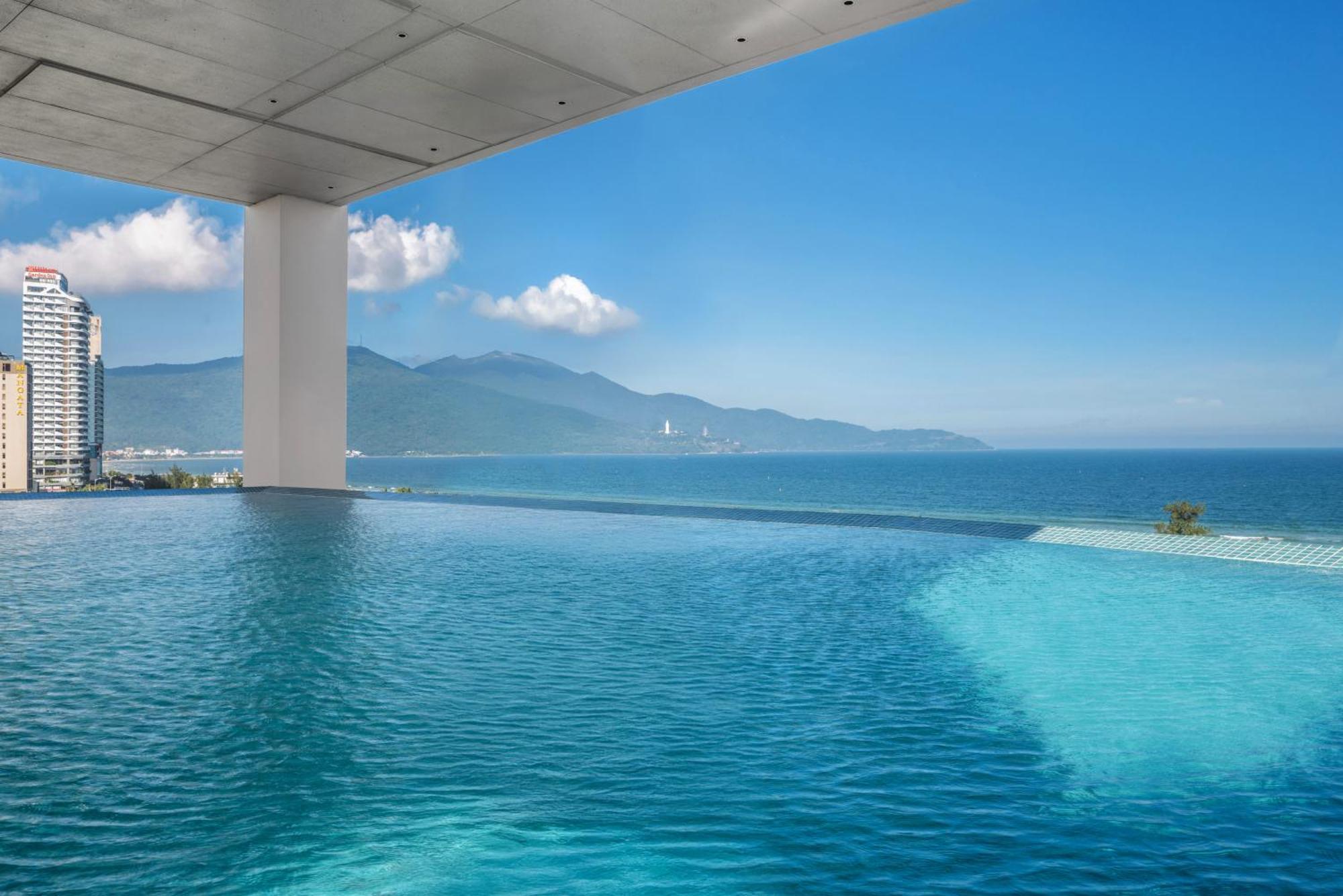 Awaken Da Nang Hotel Exterior foto